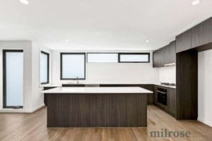 ..2/49 Rosamond Road, Maidstone, VIC 3012