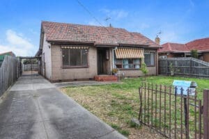 32 Perth Avenue, Albion, VIC 3020