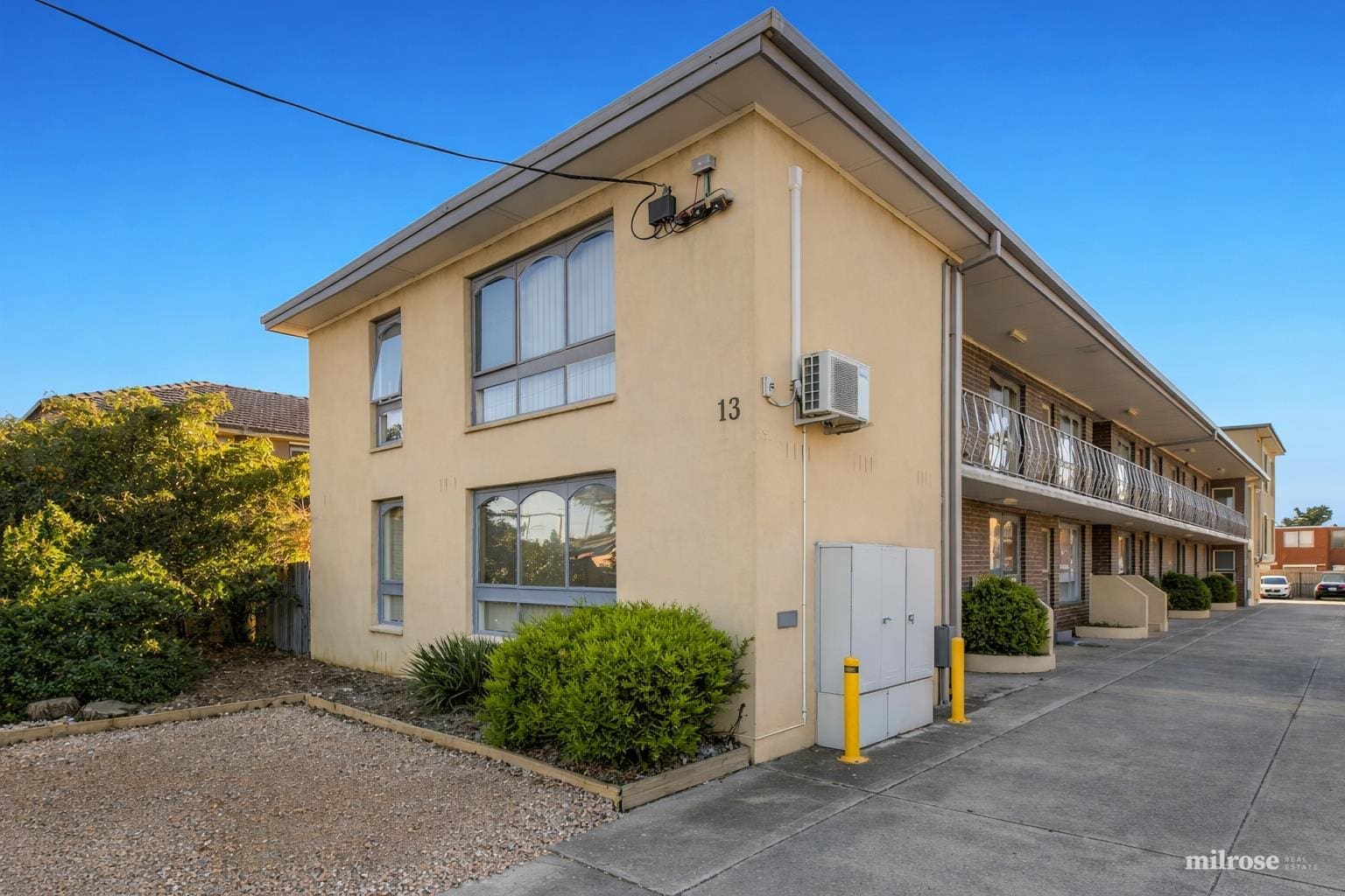 2/13 St Albans Road, ST ALBANS, VIC 3021