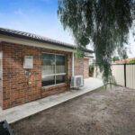 2/32 Currunghi Ct, ST ALBANS, VIC 3021