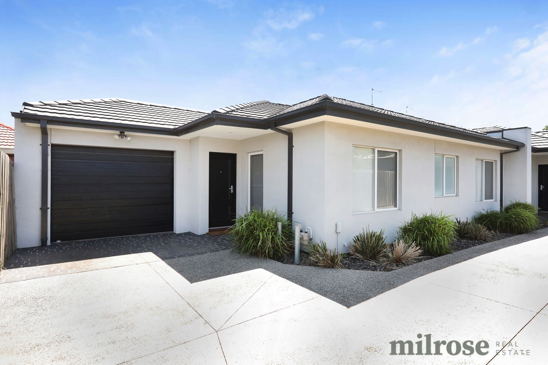 2/4 Carlsson Ct, Brooklyn, VIC 3012