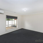 2/32 Currunghi Ct, ST ALBANS, VIC 3021