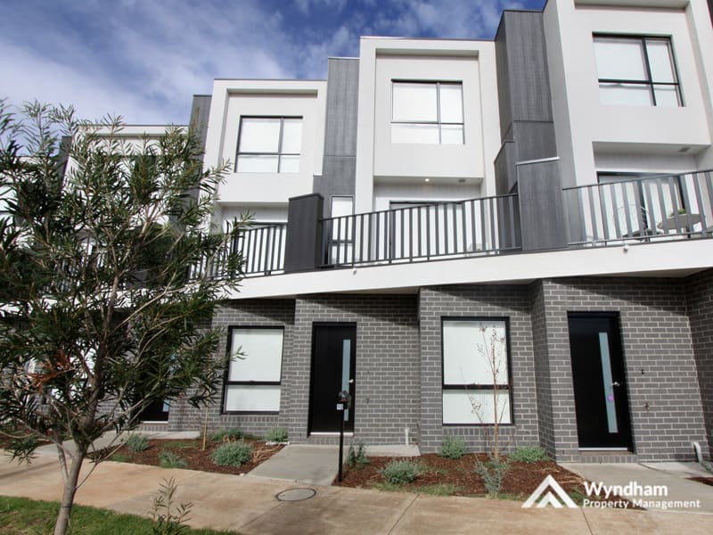 9D Obsidian Avenue, TARNEIT, VIC 3029