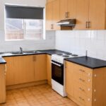 2/13 St Albans Road, ST ALBANS, VIC 3021