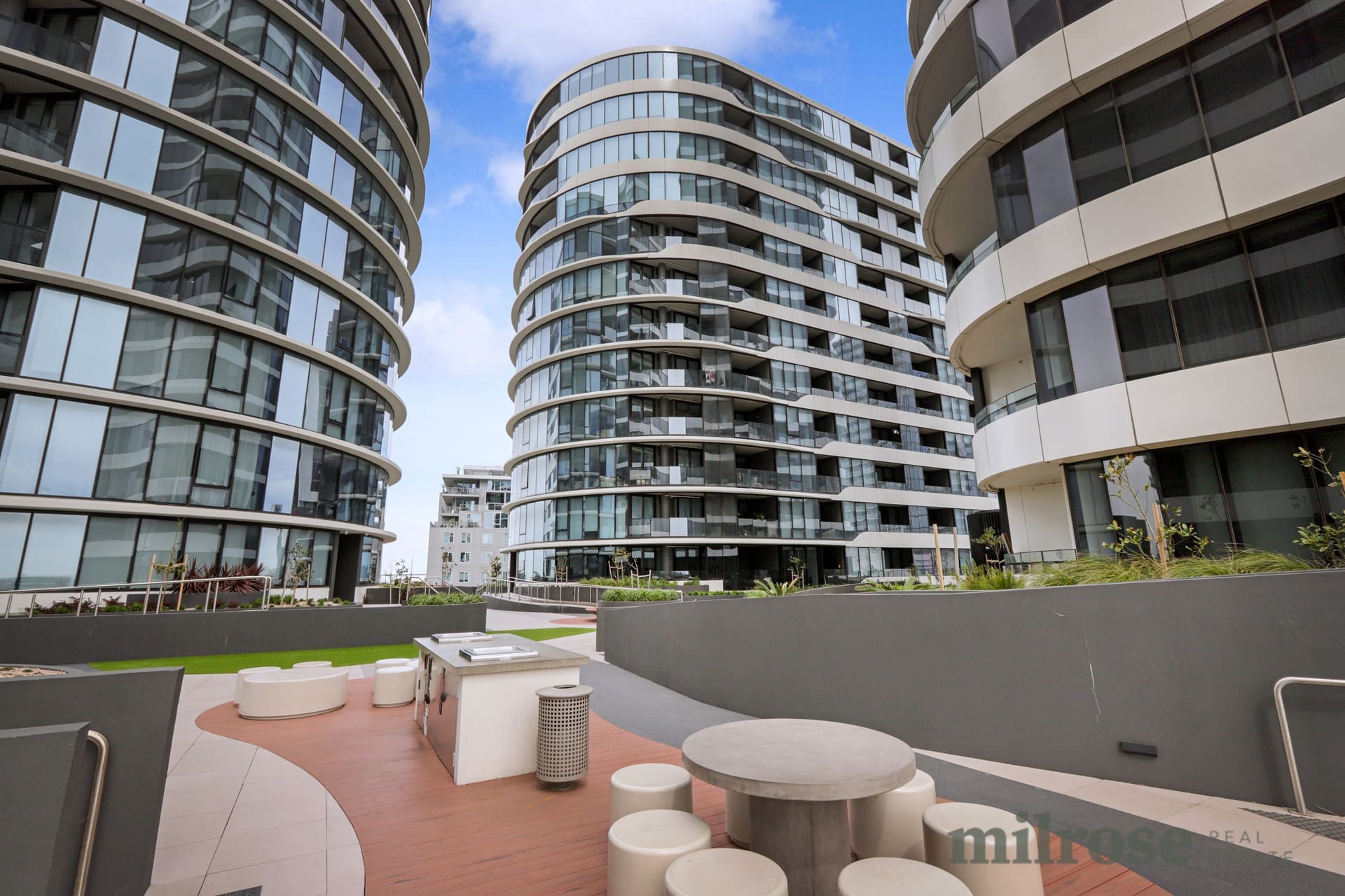 912/8 Hallenstein Street, FOOTSCRAY, VIC 3011