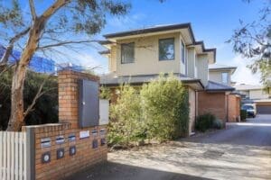 1/16 Omar Street, Maidstone, VIC 3012