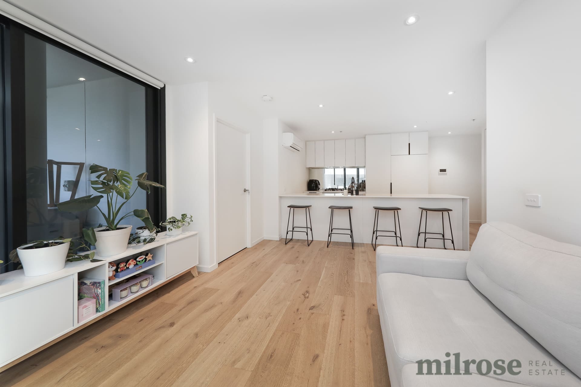 1207/8 Hallenstein St, Footscray, VIC 3011