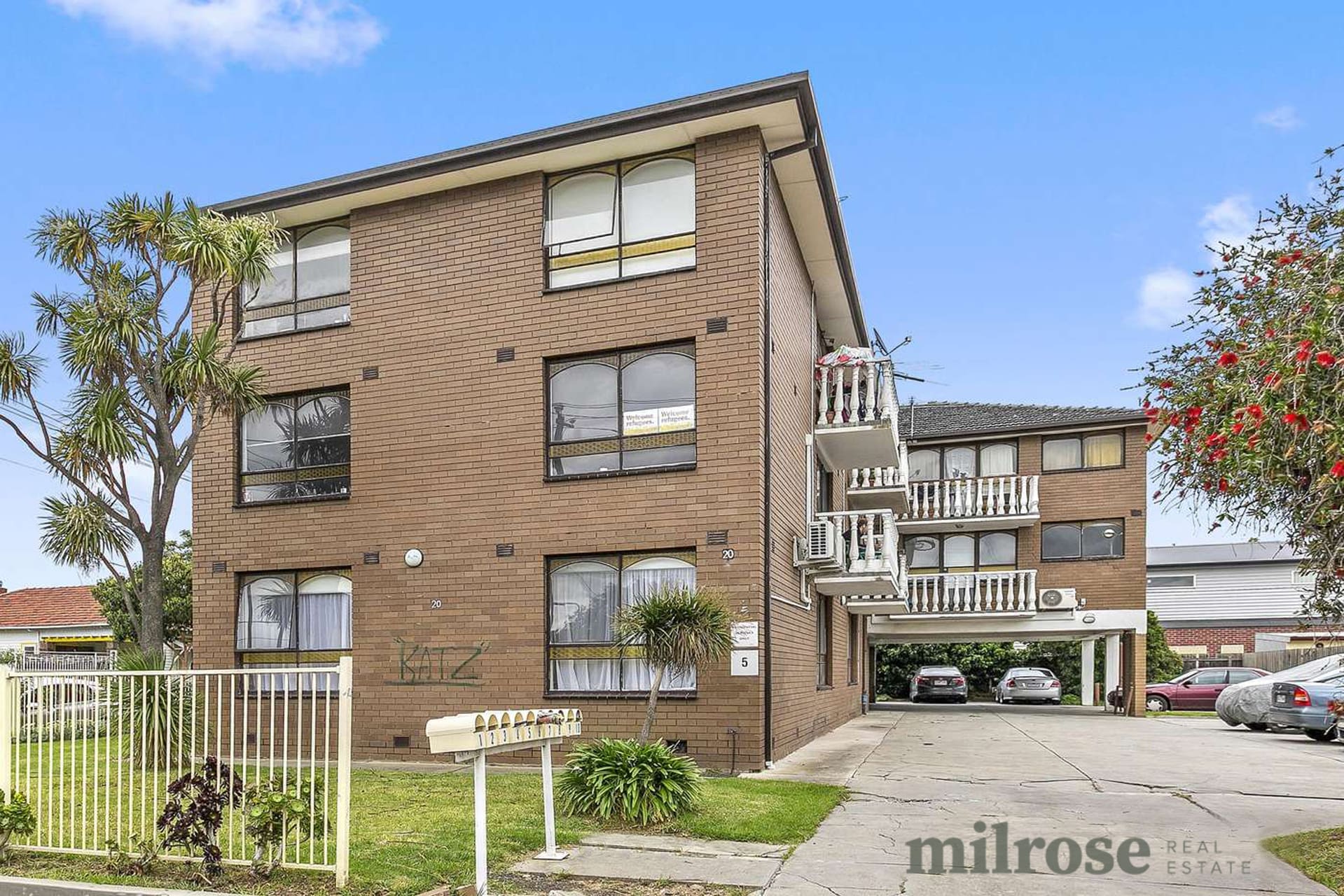 2/20 Moore Street, Footscray, VIC 3011