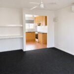 2/13 St Albans Road, ST ALBANS, VIC 3021