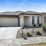 45 Camelot Drive, TARNEIT, VIC 3029