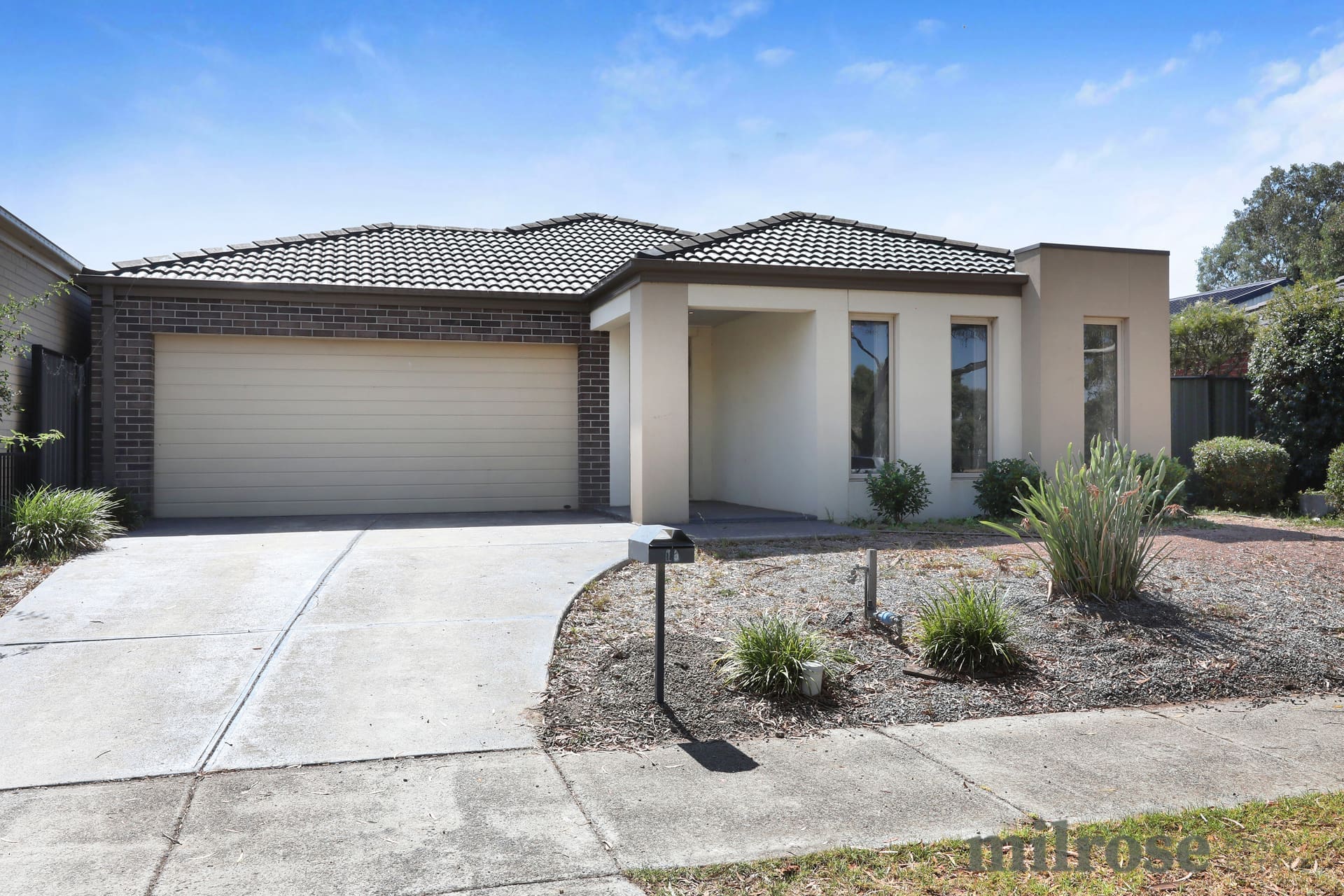 45 Camelot Drive, TARNEIT, VIC 3029