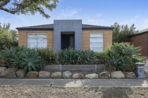 32 Condamine Avenue, Manor Lakes, VIC 3024