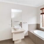 28 Heathcote Avenue, MANOR LAKES, VIC 3024