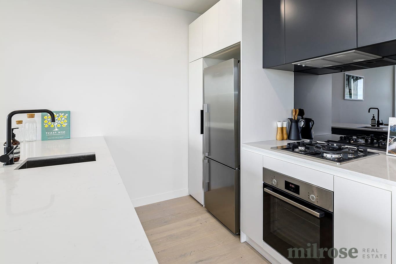 1007/4 Joseph Rd, Footscray, VIC 3011