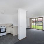 1/1 Regis Close, WERRIBEE, VIC 3030