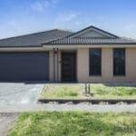 18 Landmark Crescent, Manor Lakes, VIC 3024