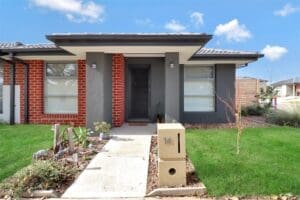 14 Dutchelm Avenue, WERRIBEE, VIC 3030