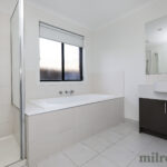 34 Tyler Crescent, TARNEIT, VIC 3029