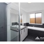 33 Pankina Road, MAMBOURIN, VIC 3024