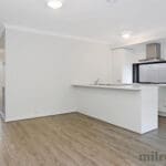 7 Croxden Avenue, THORNHILL PARK, VIC 3335