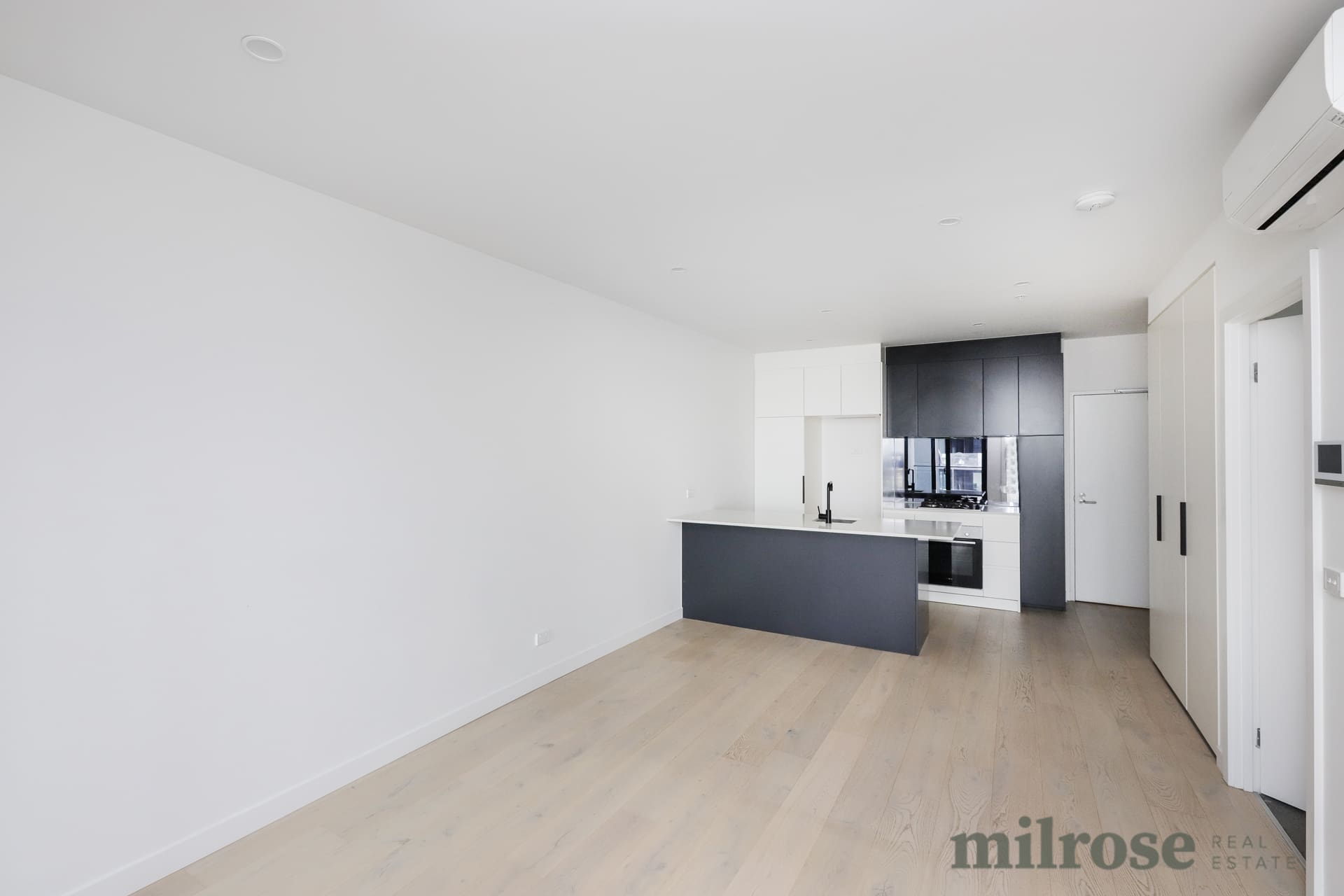 812/4 Joseph Rd, FOOTSCRAY, VIC 3011
