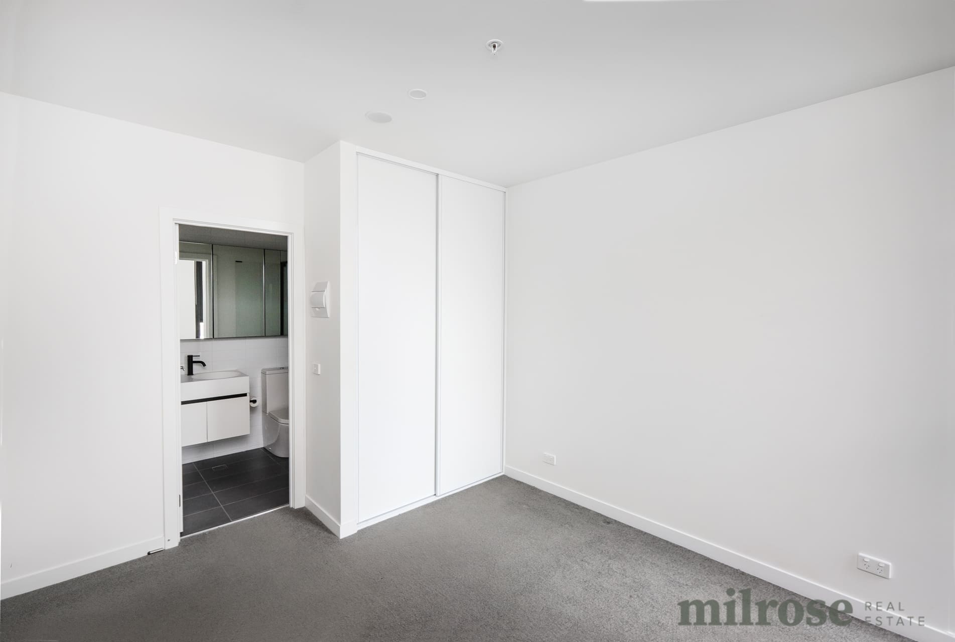 812/4 Joseph Rd, FOOTSCRAY, VIC 3011